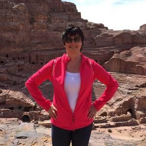 Meet your Posher, Renee